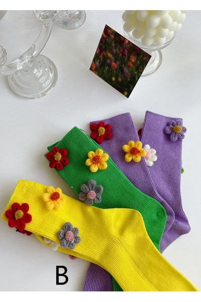 Vintage Floral Jacquard Cotton Crew Socks